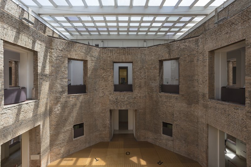 11377789-02b5-4c12-9317-75000727e693