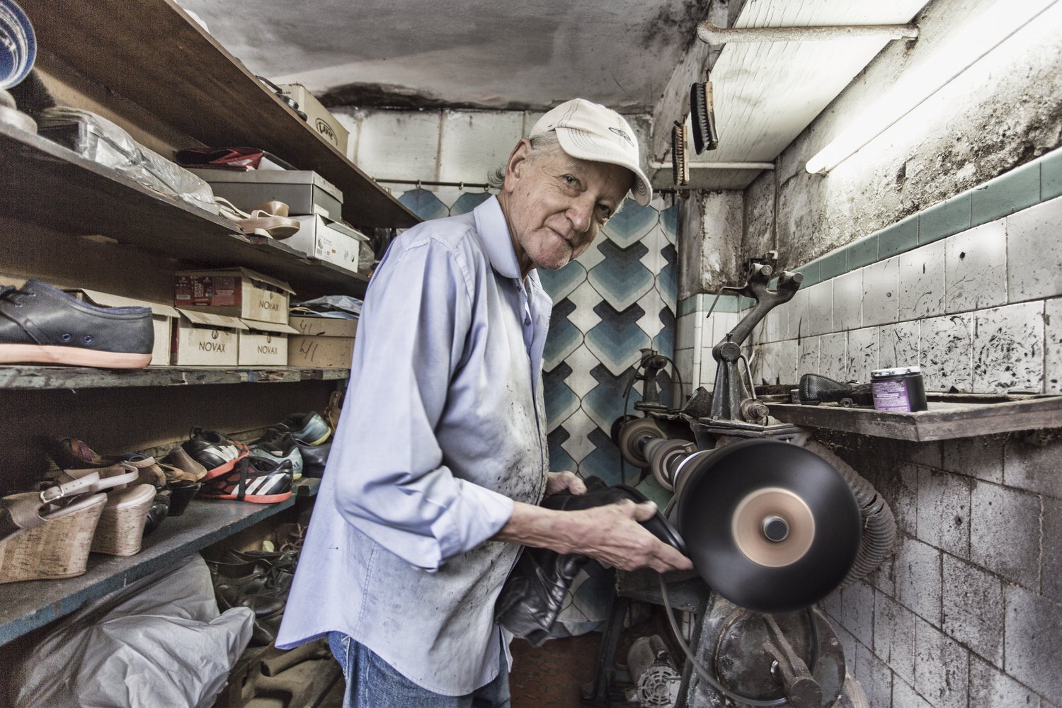 Technology, cultural shifts and gentrification have been pushing towards invisibility workers that somehow develop their profession through craftsmanship. This is a global trend and has affected every country on higher or smaller scale.