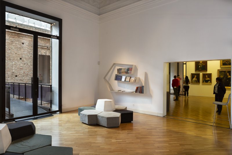 12b9b7cc-cedf-4f9e-a3d9-097469a09505